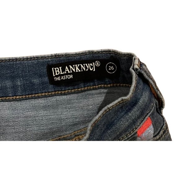 📚Blank NYC • Boho Embroidered Jean Denim Shorts - Size 26 - Picture 5 of 5